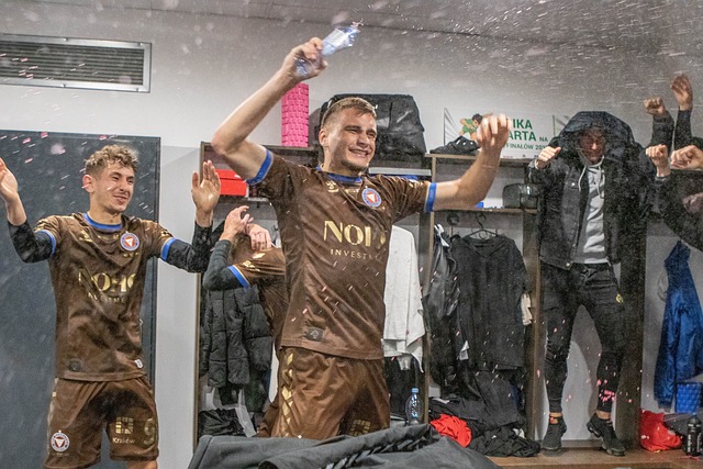 己的精神 己的精神